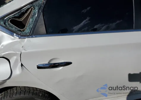 2017 Nissan Sentra Sr Turbo z USA, uszkodzony, nr VIN 3N1CB7APXHY239233